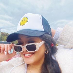 Smiley hat